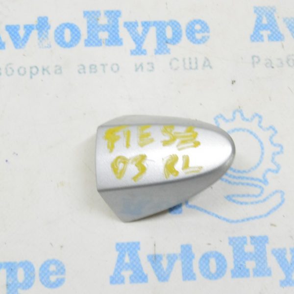 Заглушка внешней ручки зад лев Ford Fiesta 11-19 AE8Z-5422088-BA