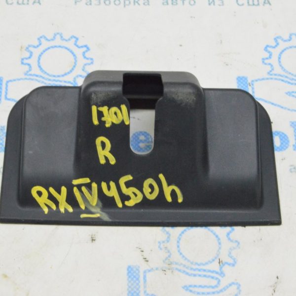 Накладка замка двери багажника Lexus RX350 RX450h 16-22 черная 69321-0E070