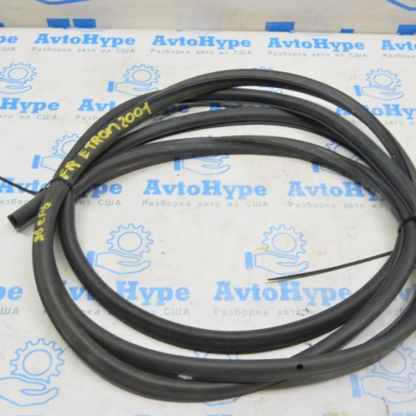 Уплотнитель двери перед прав Audi E-Tron (Q8) GEN 18- 4KE837912A