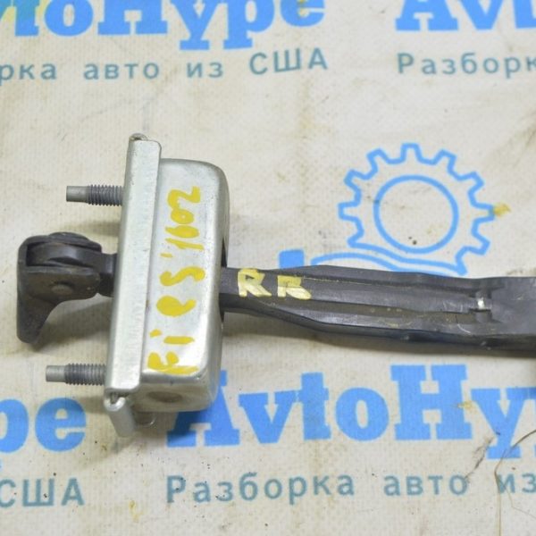 Замок двери зад прав Ford Fiesta 11-19 AE8Z-5421812-A