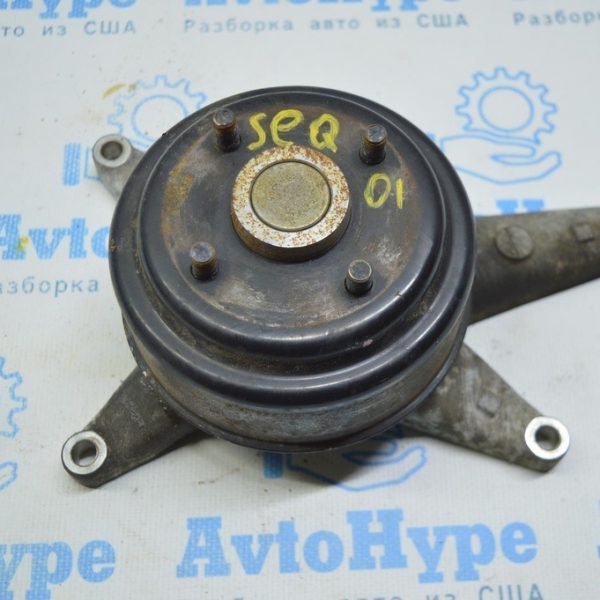 Кронштейн вискомуфты охлаждения Toyota Sequoia 08-16 16380-0S010