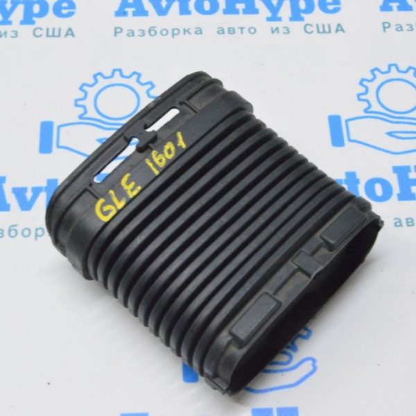 Воздухоприемник правый Mercedes GLE-class C292 15-19 3.0, передняя часть (01) 1 часть A2760902011