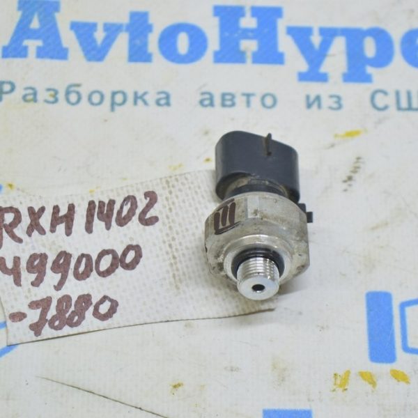Датчик давления кондиционера Lexus RX450h 10-15 (02) 499000-7880