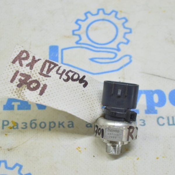 Кронштейн компрессора кондиционера Lexus RX450h 16-22 (01) 499000-7880