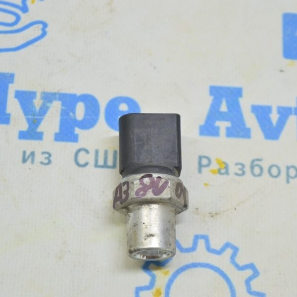 Датчик давления кондиционера Audi A3 8V 15-18 1.8T, 2.0T 1K0-959-126-A
