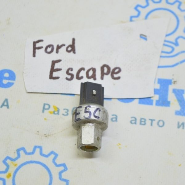 Датчик давления кондиционера Ford Escape MK3 13- bt43-19d594-aa