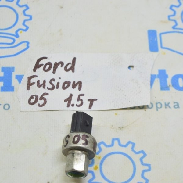 Датчик даввления кондиционера Ford Fusion mk5 13- 1.5T bt43-19d594-aa