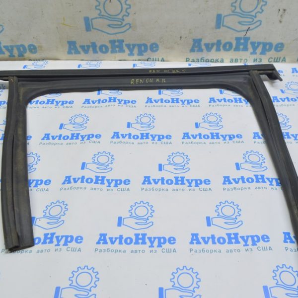 Молдинг двери верхний зад прав Jeep Renegade 15- с уплотнителем стекла 68417349AA