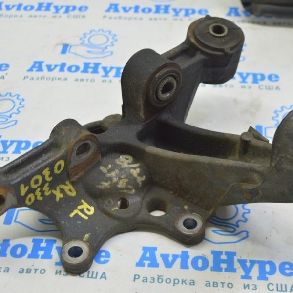 Цапфа задняя левая Lexus RX300 RX330 RX350 RX400h 04-09 FWD 42305-48021