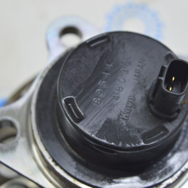 Ступица задняя правая Lexus RX300 RX330 RX350 RX400h 04-09 FWD с кожухом 42450-48030