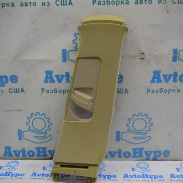 Накладка центральной стойки верхняя ремень правая Lexus RX300 RX330 RX350 RX400h 04-09 беж 62420-48050-A0