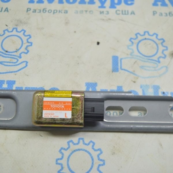 Датчик боковой подушки безопасности левый Lexus RX300 RX330 RX350 RX400h 04-09 89830-48020