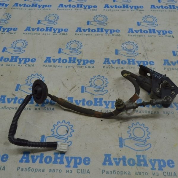 Датчикк положения кузова RX300 RX330 RX350 RX400H 04-09 (01) 82163-48030