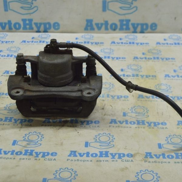 Суппорт передний правый Lexus RX300 RX330 RX350 RX400H 04-09 (01) пробег 32к идеал с колодками 47730-48140