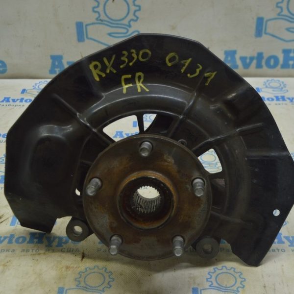 Цапфа со ступицей передняя правая Lexus RX300 RX330 RX350 RX400h 04-09 с кожухом (01) 32к км 43211-58020