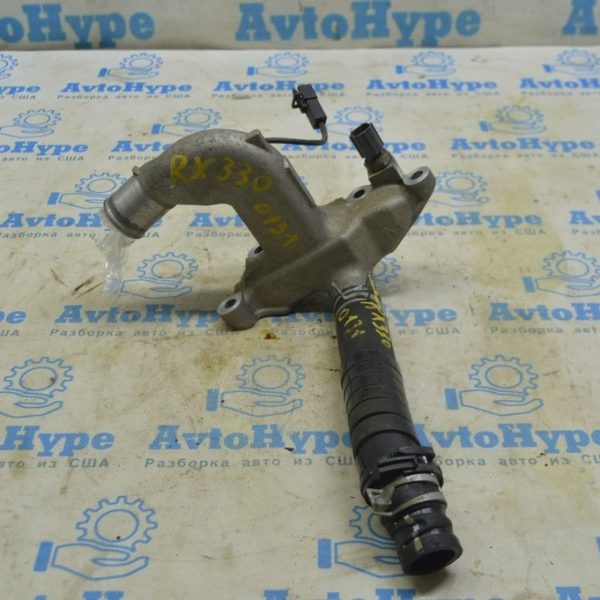 Тройник охлаждения металл с резиновым патрубком Lexus RX330 06-09 16331-20030