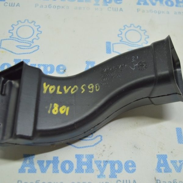 Воздуховод обдува печки центральный верхний Volvo S90 16- 31366611