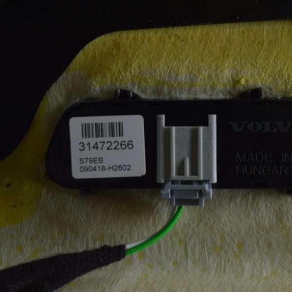 Микрофон в потолке правый Volvo S90 16- S60 16- черный 31472266