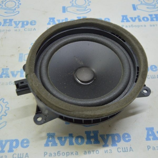 Динамик дверной задний левый Volvo S90 16- Harman Kardon 31489120