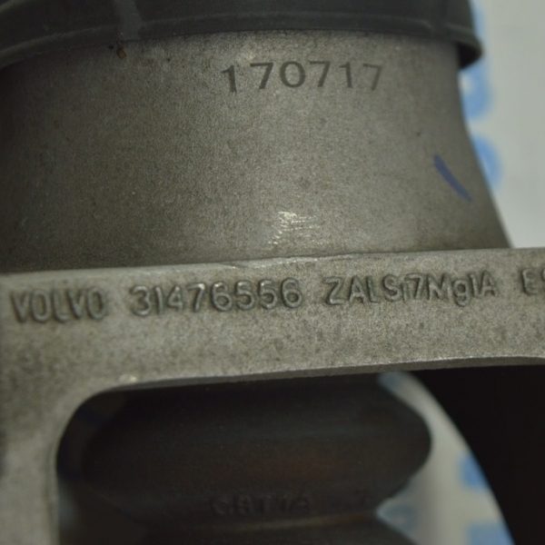 Опора амортизатора зад левая Volvo S90 16- 31476556