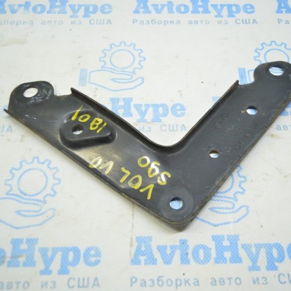 Кронштейн заднего подрамника  Volvo S90 16- 31429104