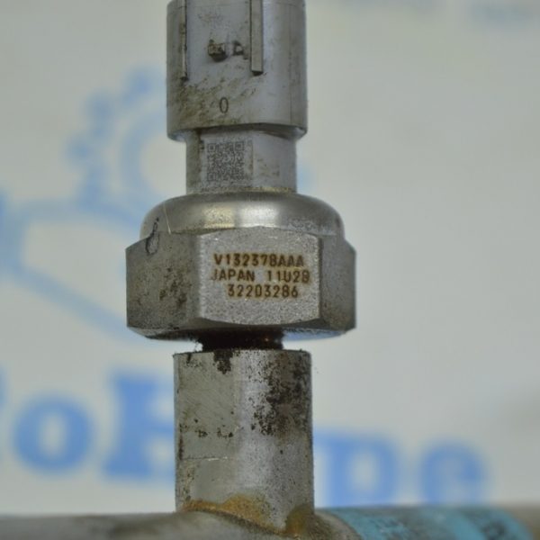 Датчик давления топлива в рампе Volvo S90 16- 32203286