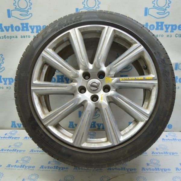 Шина R19 255/40 PIRELLI P-ZERO всесезонка c Volvo S90 (01)