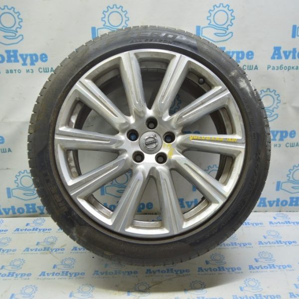 Шина R19 255/40 PIRELLI P-ZERO всесезонка c Volvo S90 (01)