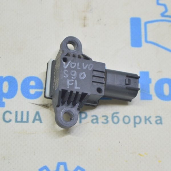 Датчик подушки безопасности дверь лев Volvo S90 16- 31406731
31406731