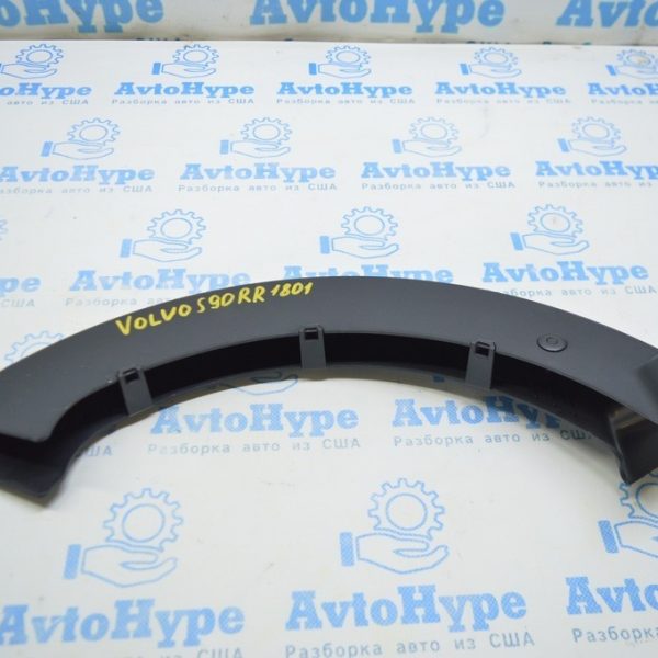 Кожух правой петли крышки багажника Volvo S90 16- 31389610