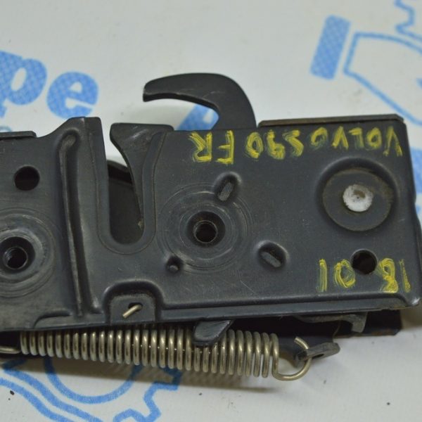 Замок капота правый Volvo S90 16- XC90 16- 32226109