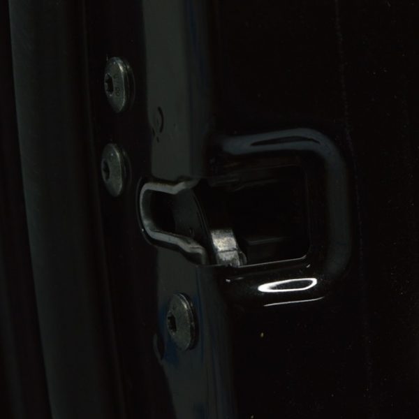 Замок двери перед лев Volvo S90 16- 31440997