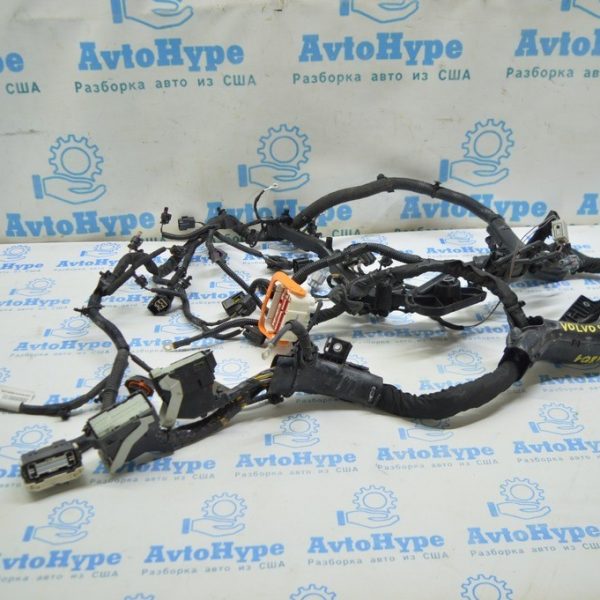 Проводка двигателя Volvo S90 16- 32201054  32201054 (01) 33385979