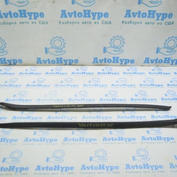 Молдинг лобового стекла правый Volvo S90 16- 31386575