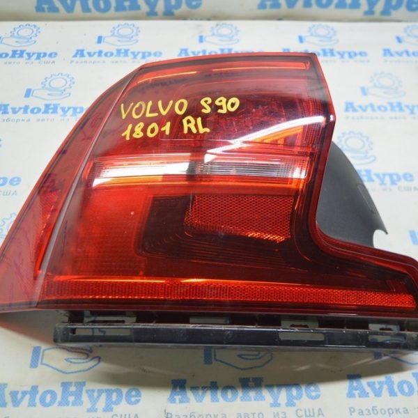 Фонарь внешний (крыло) левый Volvo S90 16-20 31698714