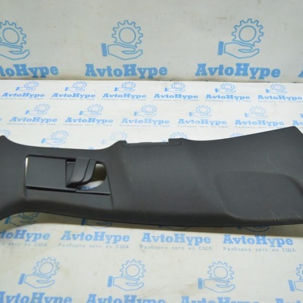 Накладка центральной стойки верхняя (ремень) правая Volvo S90 16- (01) без воздуховода 32219759