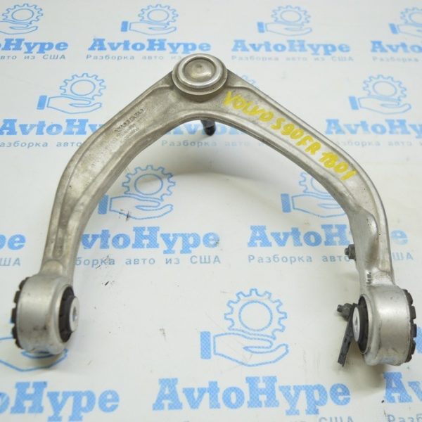 Рычаг верхний передний правый Volvo S90 16- (01) 31360836