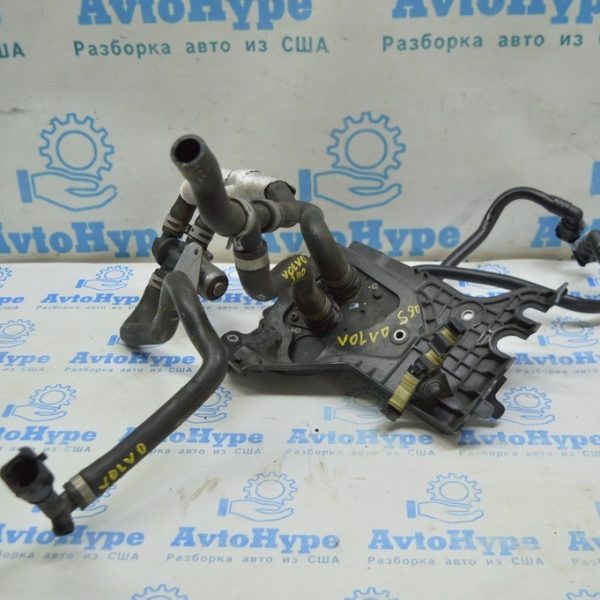 Патрубок на печку 2 Volvo S90 16- 31465025