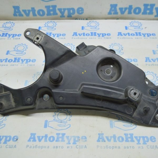 Кронштейн переднего левого крыла Volvo S90 16- 31447897