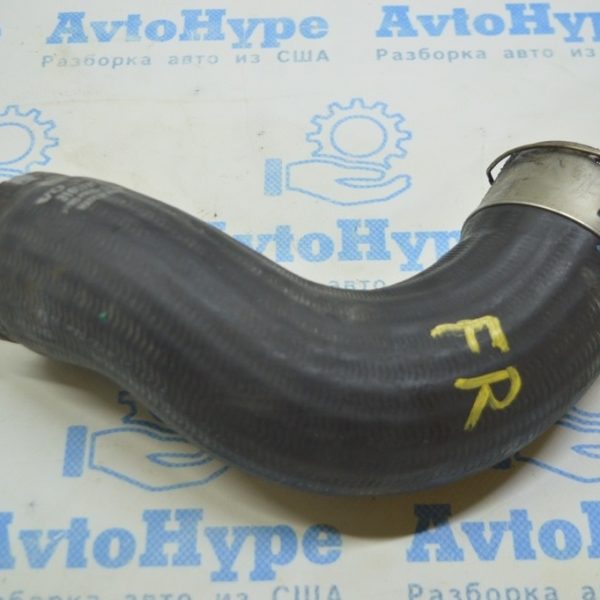 Патрубок интеркулера правый первый  Volvo S90 16- XC90 16-22 T5, T6 (01) 32222269 31657761