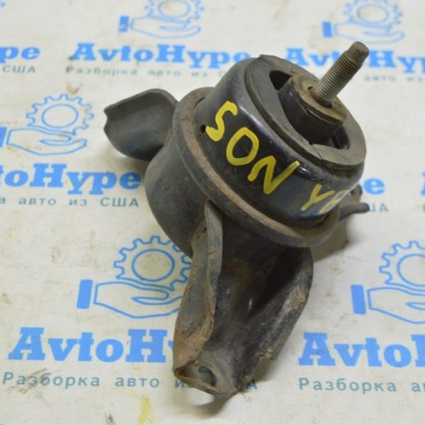 Крепление подушки двигателя переднее правое Hyundai Sonata 11-15 2.0, 2.4 21820-3S100