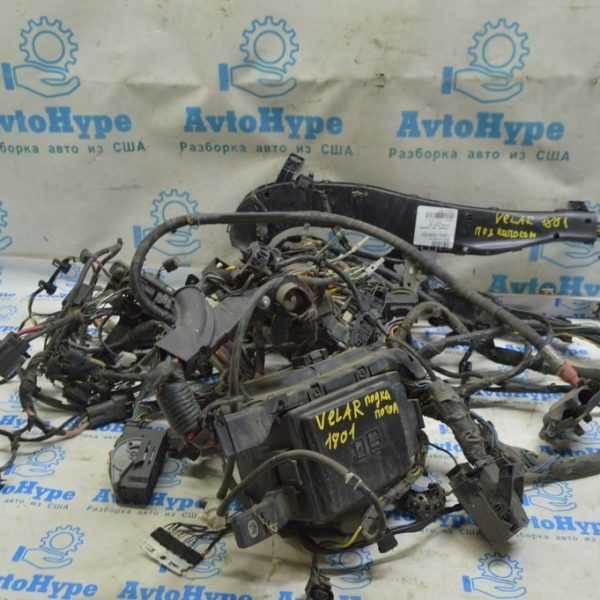 Проводка подкапотная с блоком предохранителей Range Rover Velar L560 17- (01) 2.0d J8A2-14290-BCD