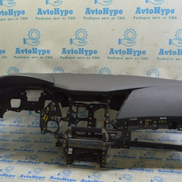 Торпедо передняя панель с AIRBAG Hyundai Sonata 11-15 черная (01) 84710-3S100-RY