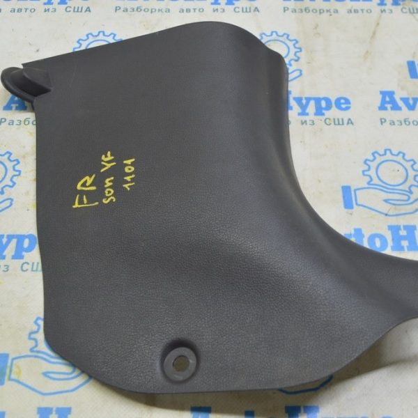 Накладка передней стойки нижняя правая Hyundai Sonata 11-15 черная 85824-3S200-RY