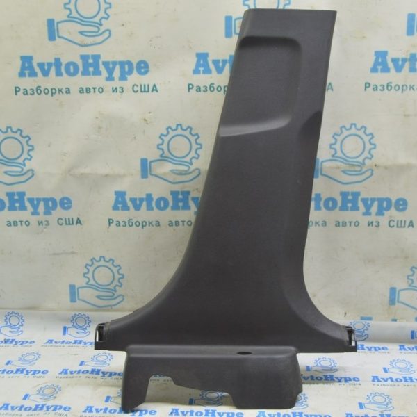 Накладка центральной стойки нижняя правая Hyundai Sonata 11-15 черн 85845-4R000-RY