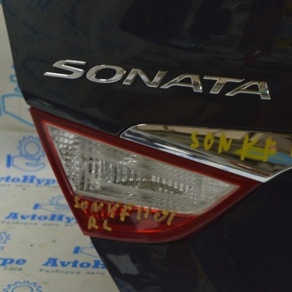 Фонарь внутренний крышка багажника левый Hyundai Sonata 11-15 бензин 924033Q000