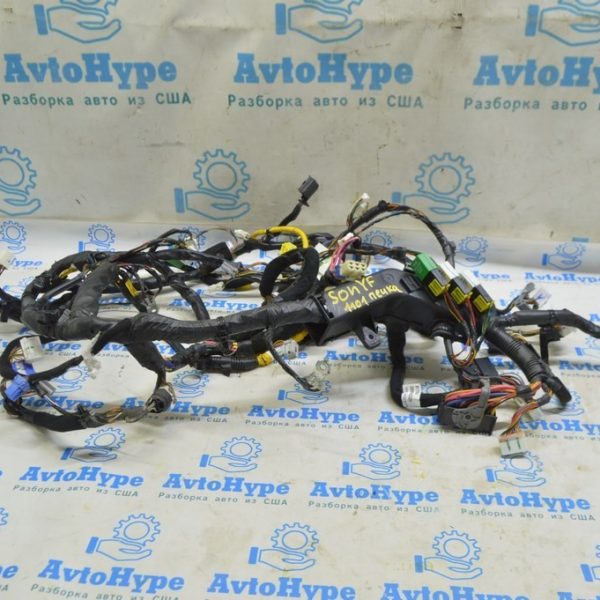 Проводка торпедная в сборе как на фото Hyundai Sonata 11-15 (01) 917003S000QQH 911103Q060SC