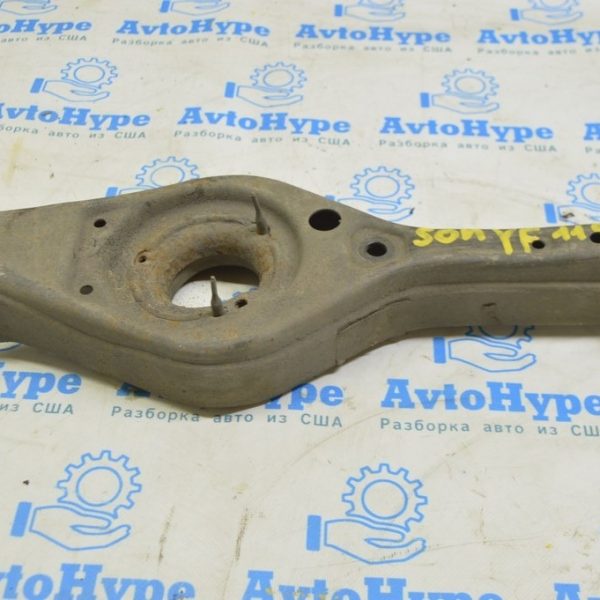 Рычаг нижний под пружину задний левый Hyundai Sonata 11-15 железный (01) болт закис 552103Q155FAS