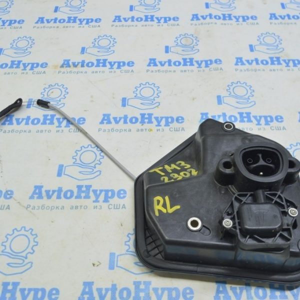 Порт зарядки в сборе Tesla Model 3 21- (02) 1490374-10-E