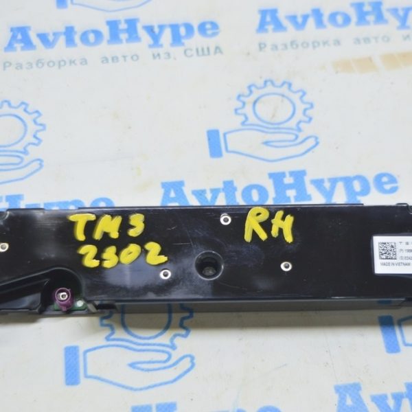 Bluetooth Antenna Tesla Model 3 21- (02) 1585601-00-e